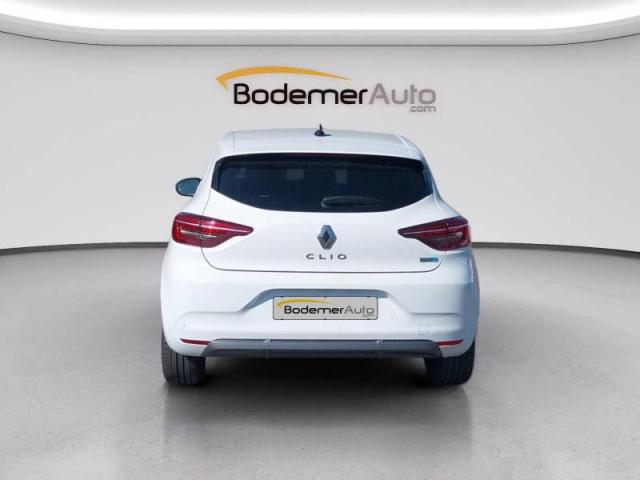 Renault Clio image 2
