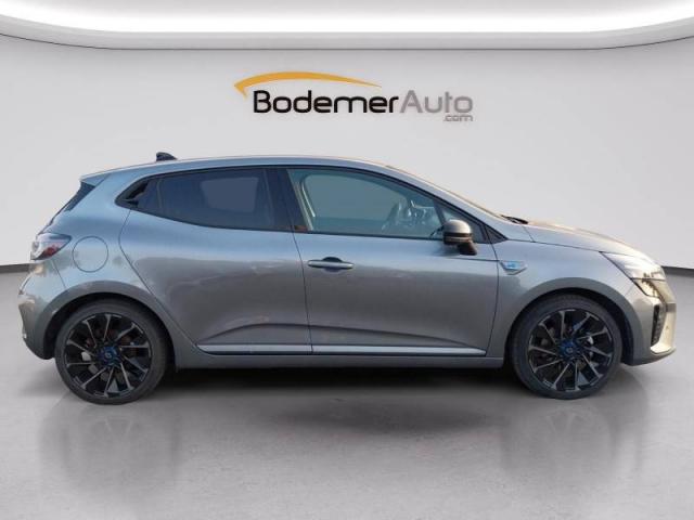 Renault Clio image 1