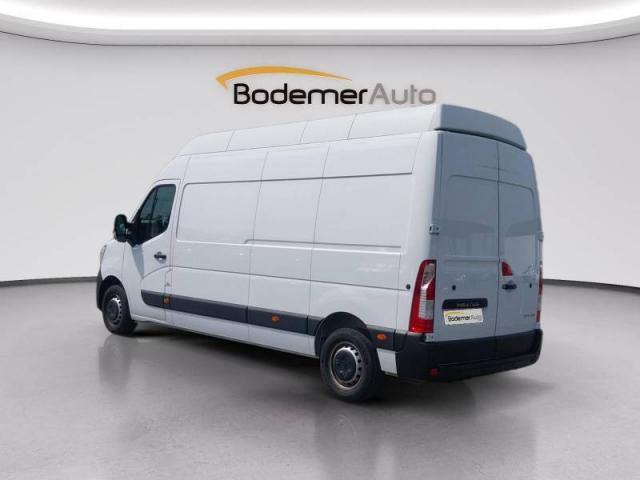 Renault Master image 1