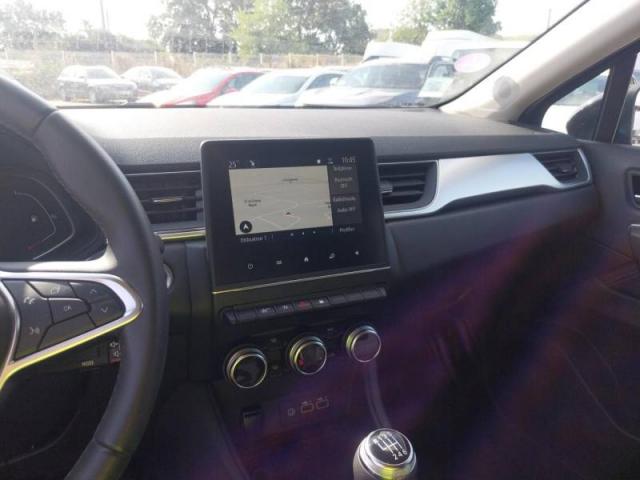Renault Captur image 8