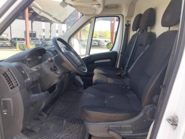 Peugeot Boxer image 2