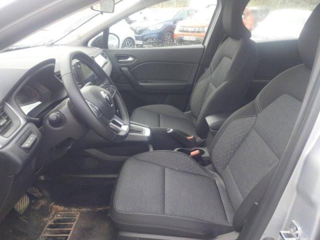 Renault Captur image 9