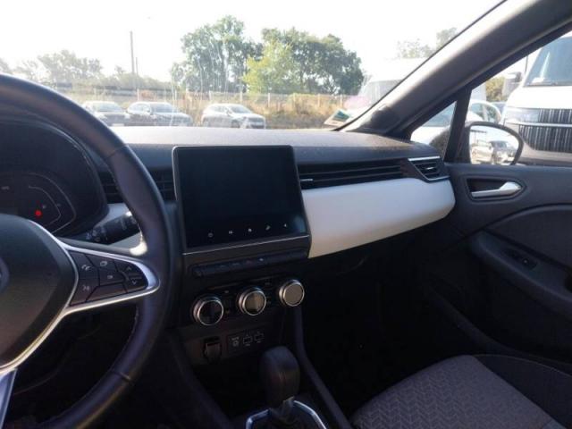 Renault Clio image 9