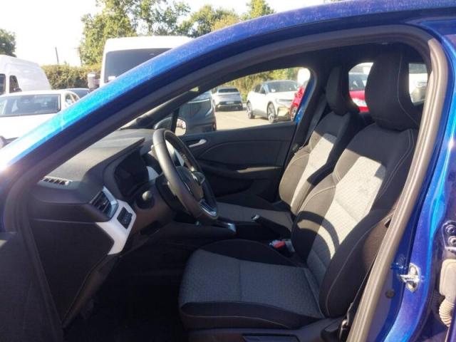 Renault Clio image 6