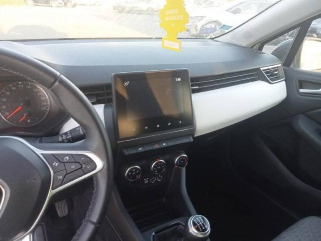 Renault Clio image 1