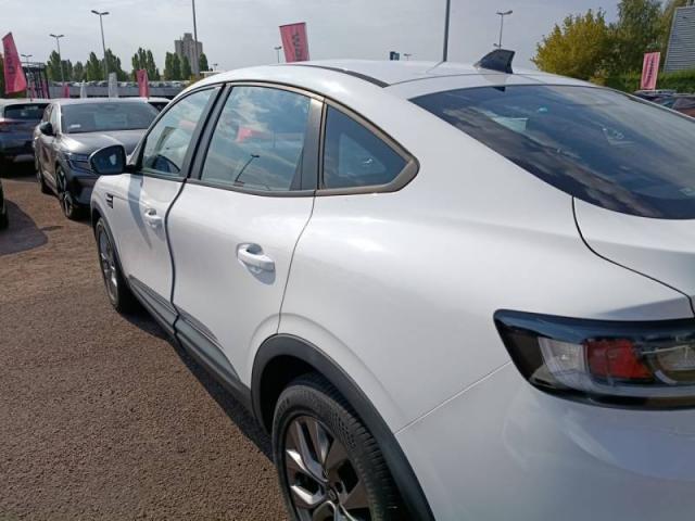 Renault Arkana image 9