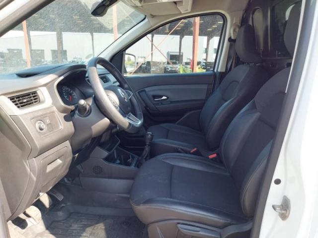 Renault Express image 2