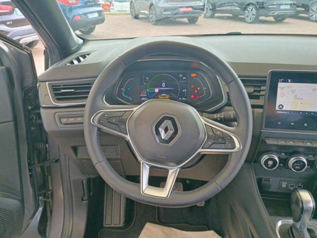 Renault Captur image 1
