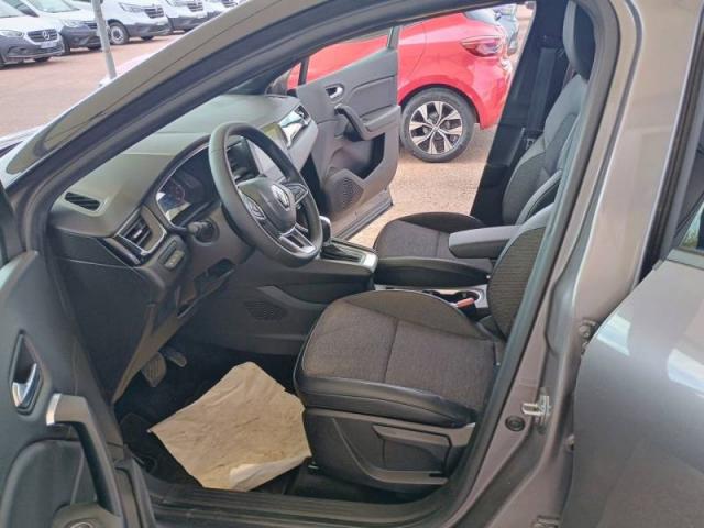Renault Captur image 6