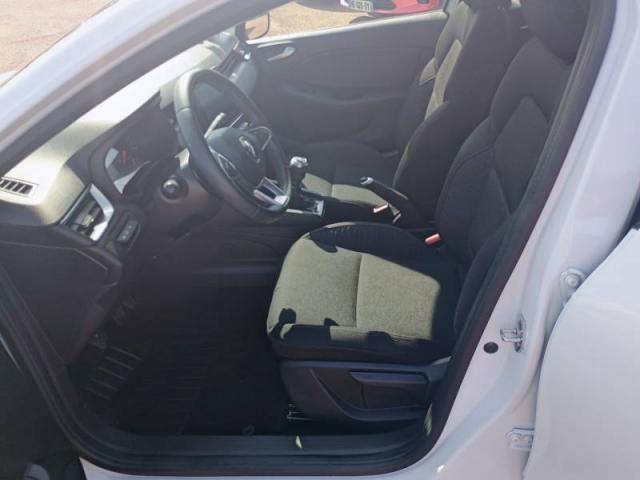 Renault Clio image 2
