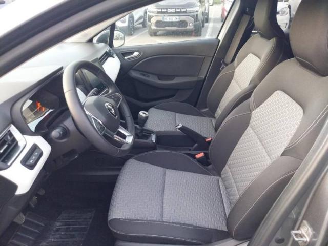 Renault Clio image 2