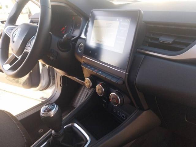 Renault Captur image 8