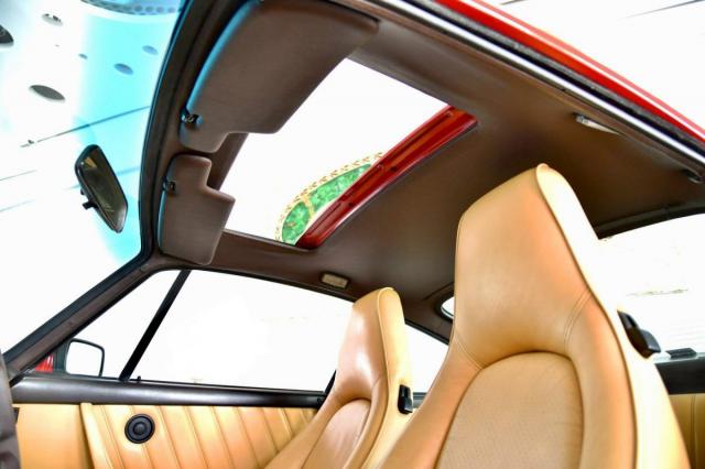 Porsche 930 image 6