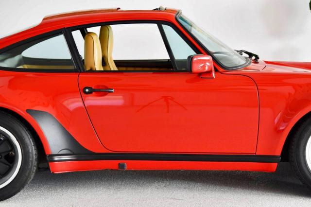 Porsche 930 image 5
