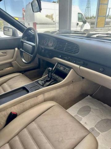Porsche 944 image 7