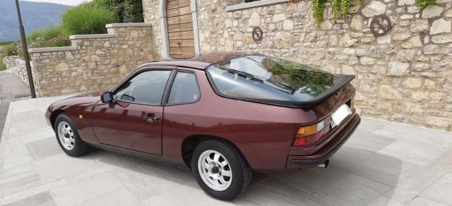 Porsche 924 image 8