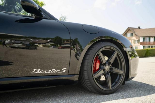 Porsche Boxster image 4