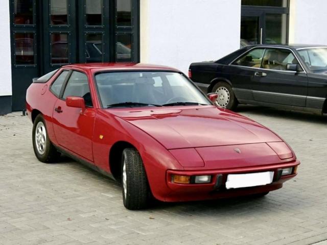 Porsche 924 image 6