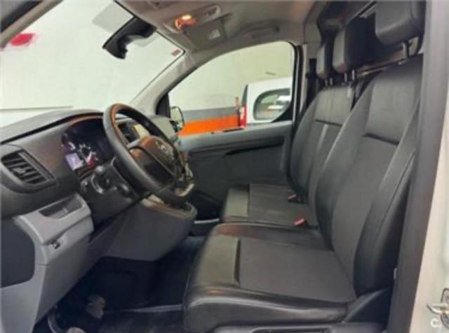 Opel Vivaro image 6