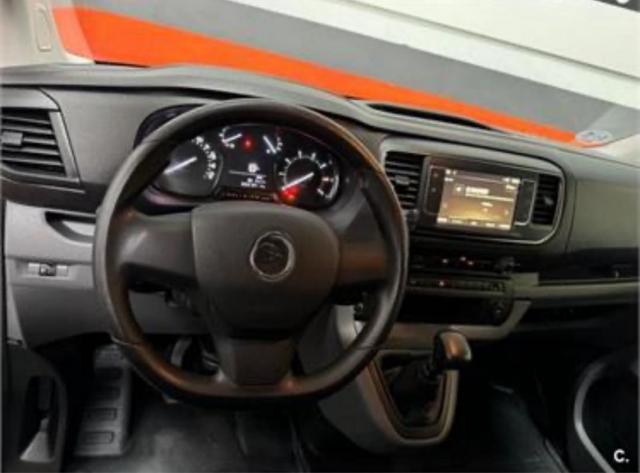 Opel Vivaro image 5