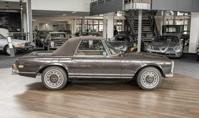 Mercedes Benz 280 image 9