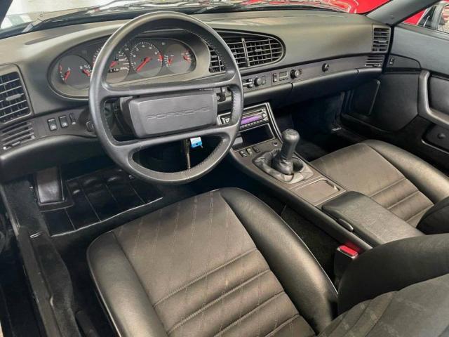Porsche 944 image 7