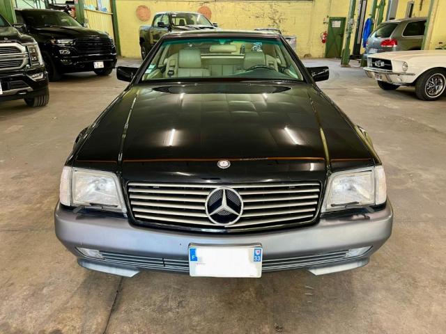 Mercedes Benz 500 image 8