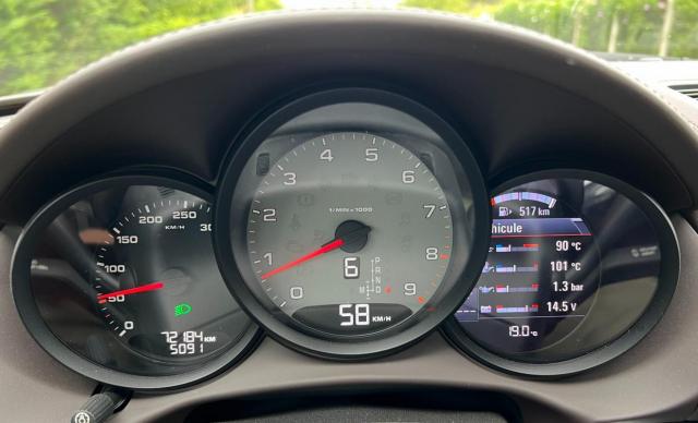Porsche Cayman image 4