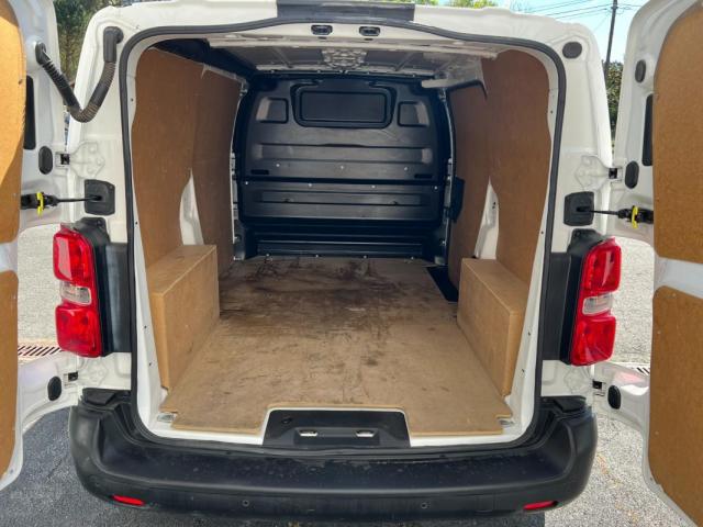 Opel Vivaro image 2