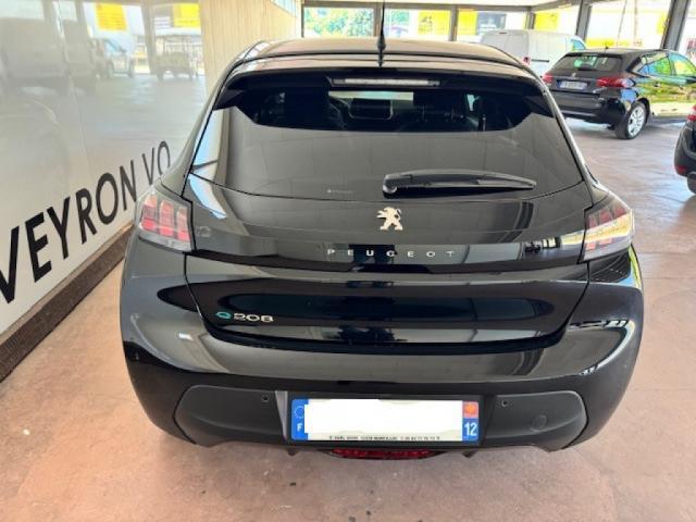 Peugeot 208 image 6