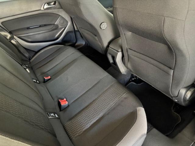 Peugeot 308 image 3