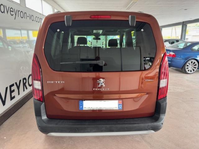 Peugeot Rifter image 9