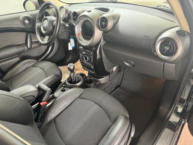 Mini Countryman image 5