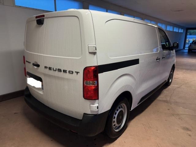 Peugeot Expert image 2