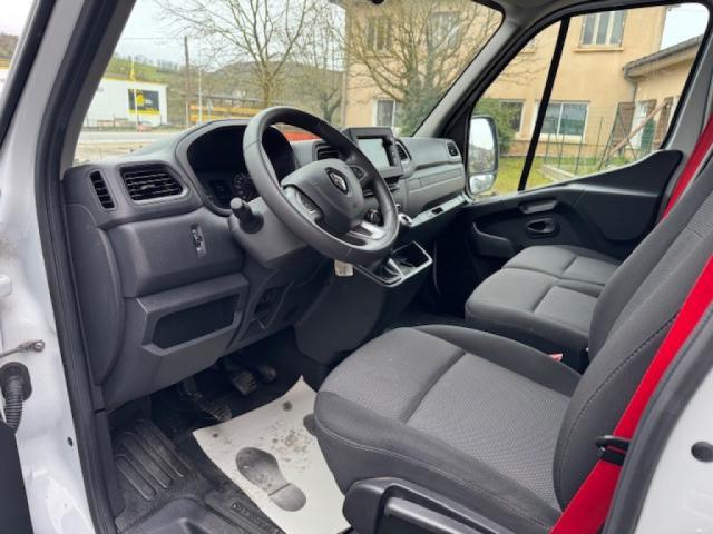 Renault Master image 8