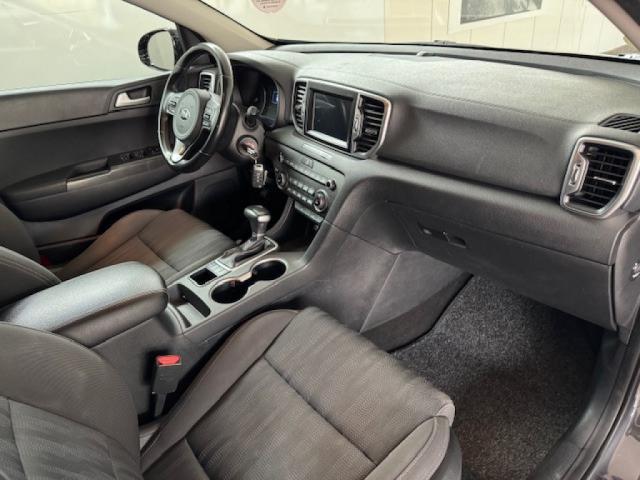 Kia Sportage image 6