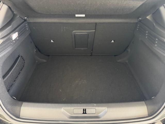 Peugeot 308 image 8