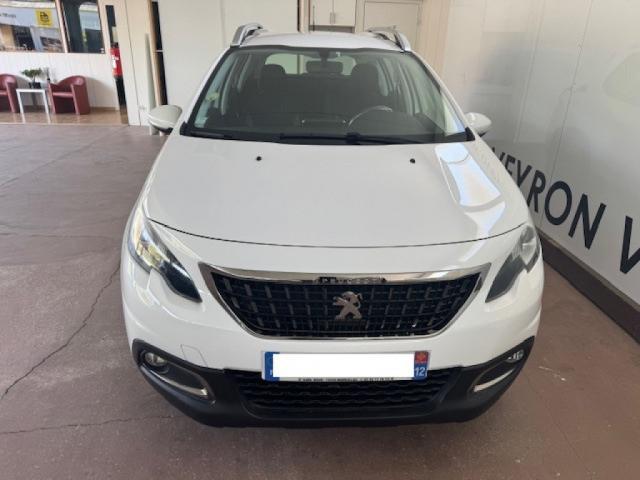Peugeot 2008 image 2