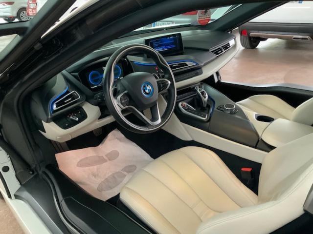 Bmw I8 image 7