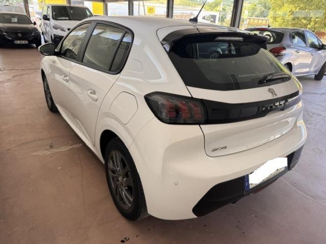 Peugeot 208 image 4
