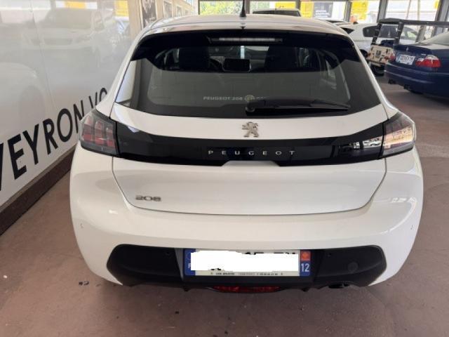 Peugeot 208 image 2