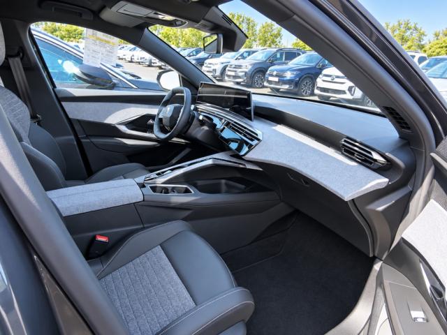 Peugeot 3008 image 1
