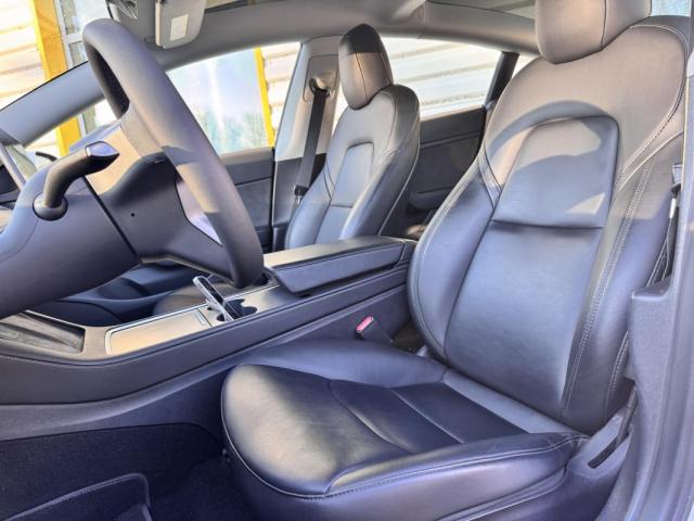 Tesla Model 3 image 4