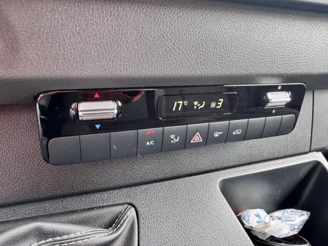 Mercedes Benz Sprinter image 6