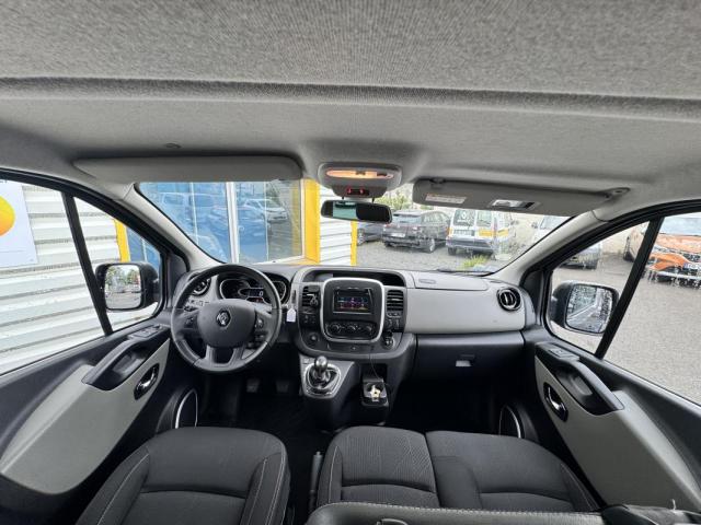 Renault Trafic image 1