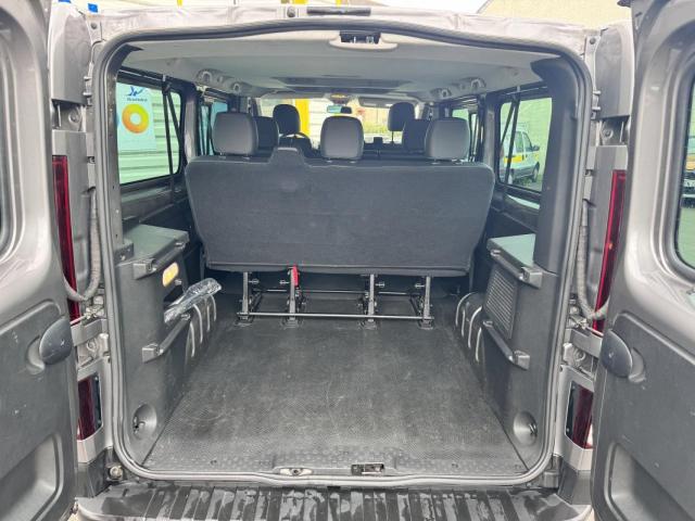 Renault Trafic image 8
