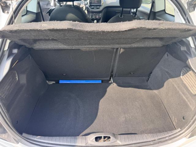 Peugeot 208 image 3