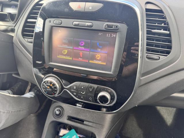 Renault Captur image 1