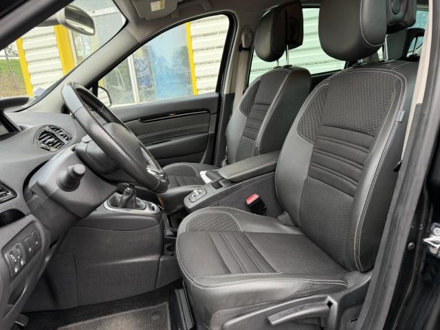Renault Grand Scénic image 8