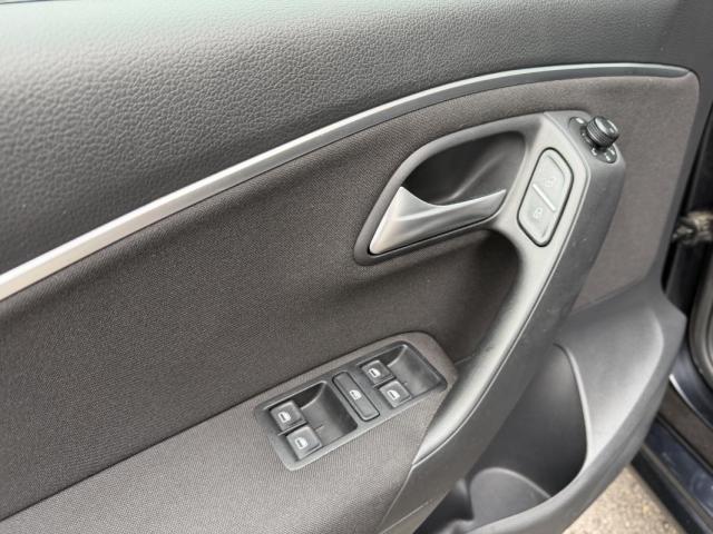 Volkswagen Polo image 9